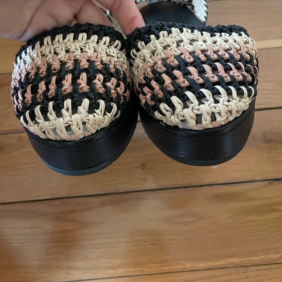 ❤️ NWB  Ulla Johnson Black Polonio Crochet  Platform Sandals - Picture 9 of 10